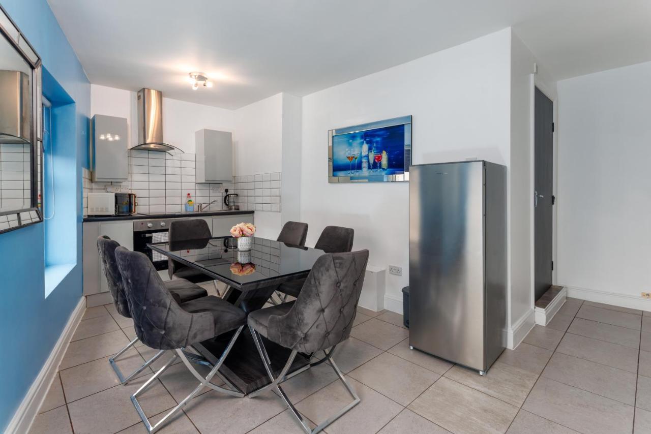 Snuggle Cove Apartments By Bella Vita Stays Liverpool Esterno foto