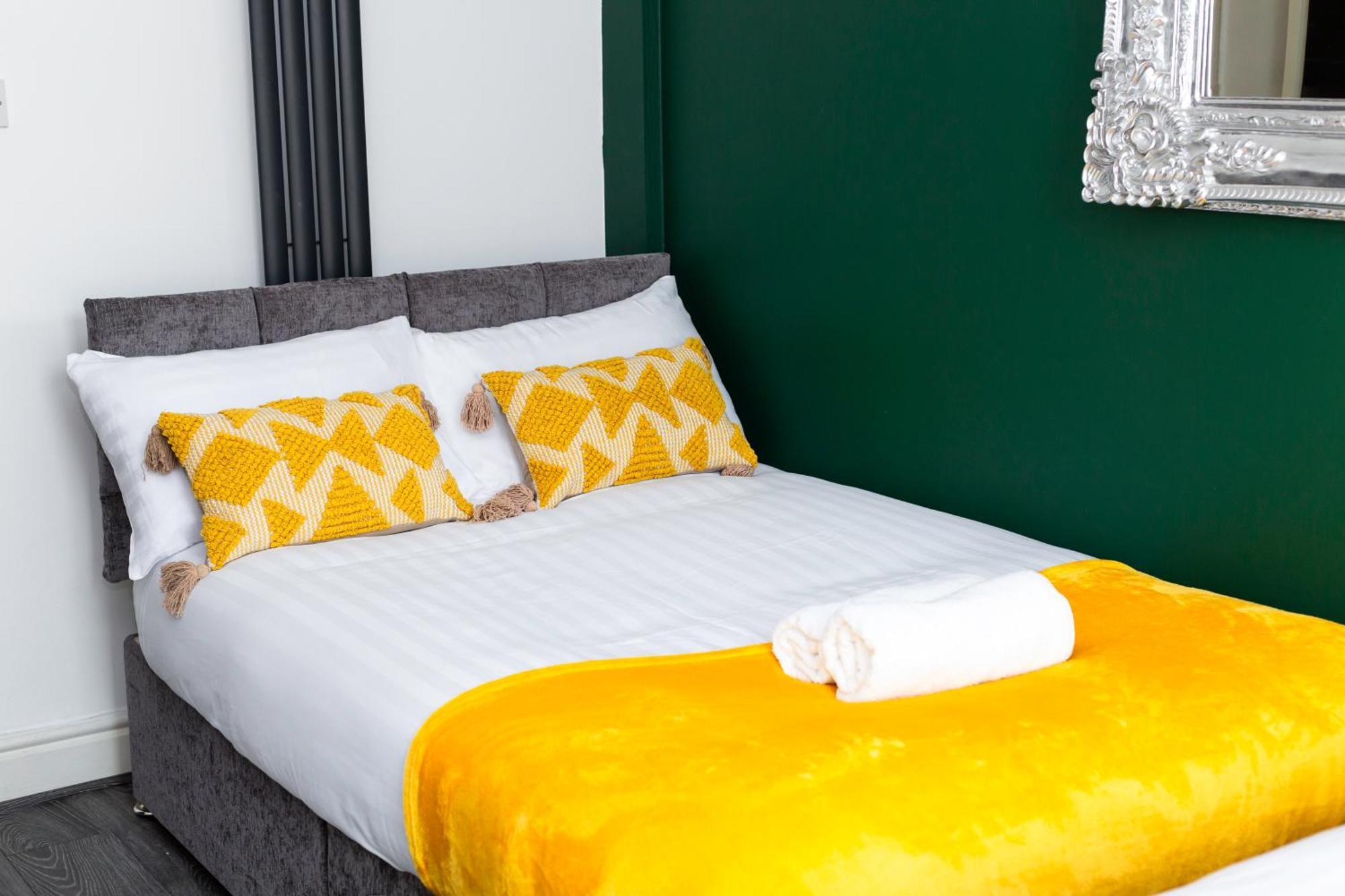 Snuggle Cove Apartments By Bella Vita Stays Liverpool Esterno foto